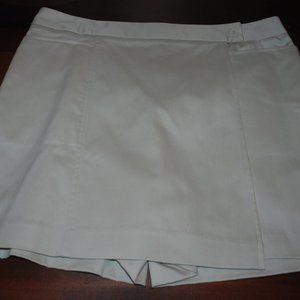 NWOT Skort/Shorts and Skirt in one